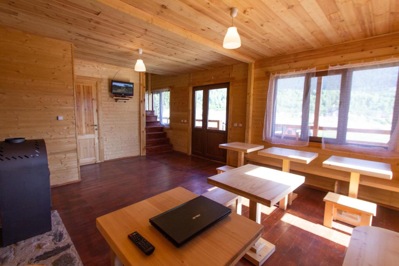 Guesthouse Gio Kashveti Екстериор снимка