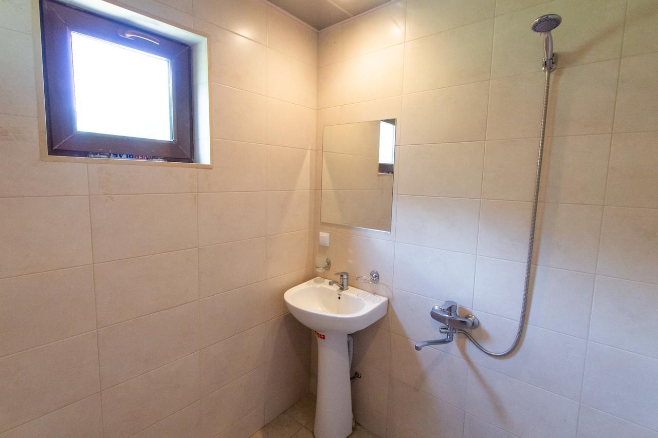 Guesthouse Gio Kashveti Екстериор снимка
